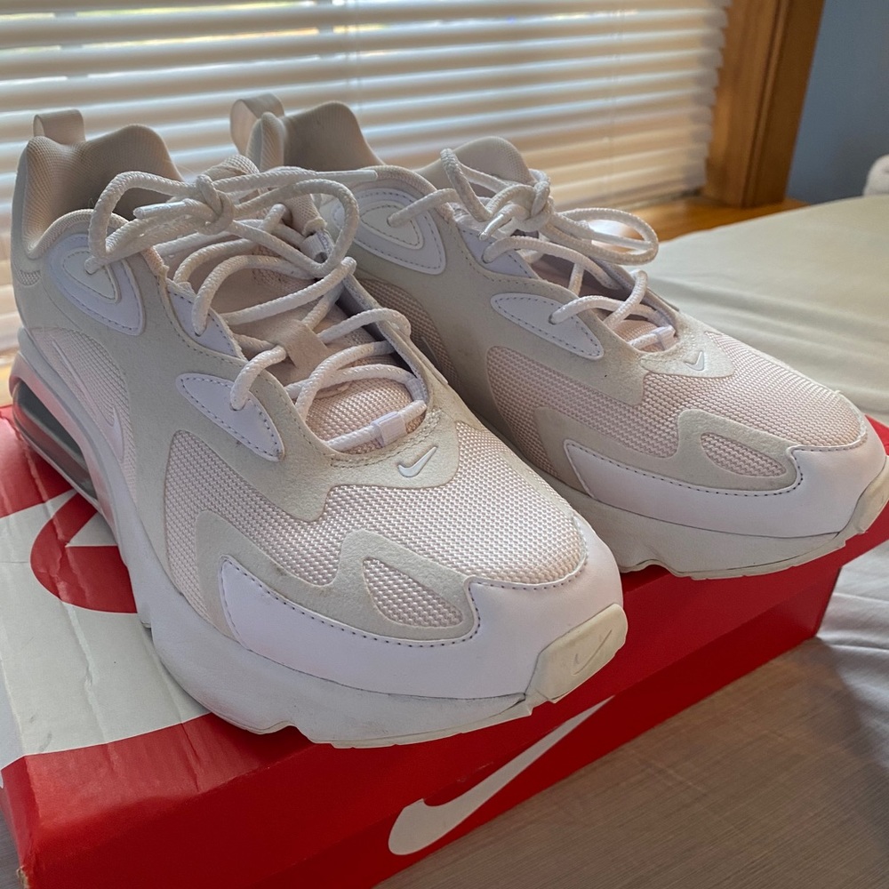 Women’s Nike Air Max 200